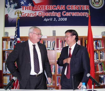 Mỹ và Việt Nam mở rộng hợp tác giải quyết dioxin